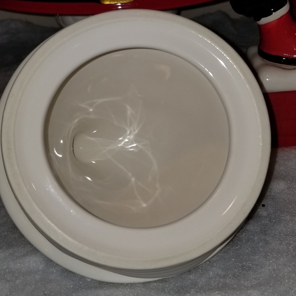 Red Rae Dunn SANTA Large canister with Hat topper - Picture 7 of 8